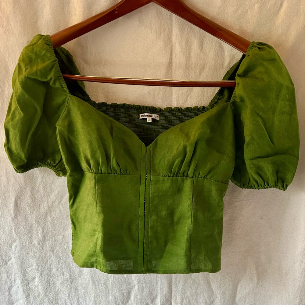 Reformation Olive Green Puff Sleeve Blouse Women’s 8 Smocked Crop Top